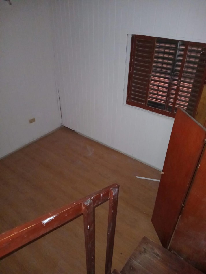 BARRIO PARQUE CAPITAL, SE ALQUILA DEPARTAMENTO EN PLANTA ALTA 