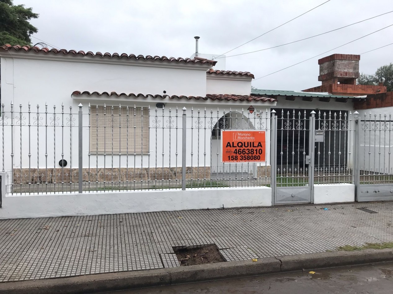 LOS PLATANOS MEJOR ZONA.- 