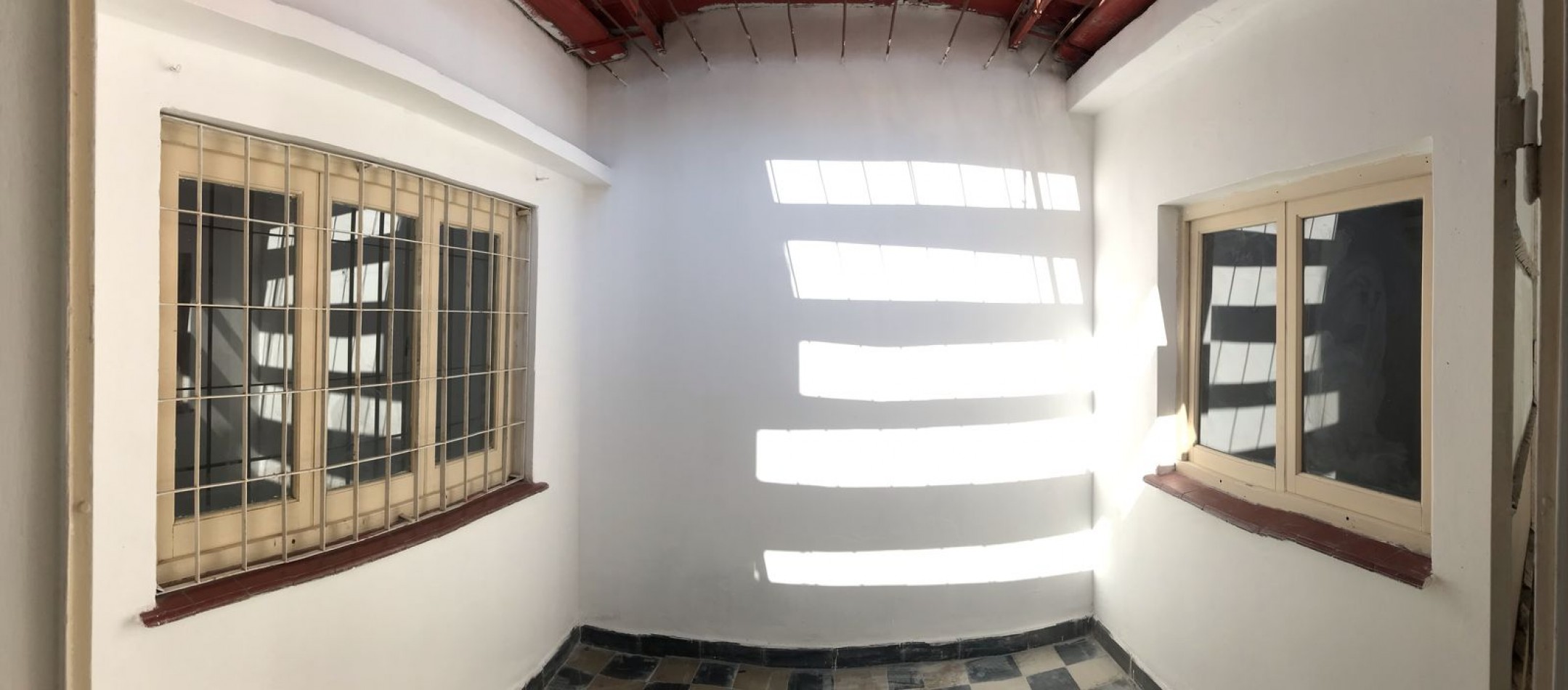 LOS NARANJOS DEPARTAMENTO INTERNO CON INGRESO COMPARTIDO.- 