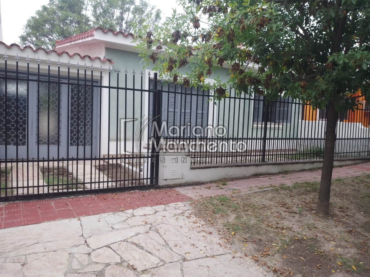 Venta en Barrio Olivos - Propiedad Destacada con Lindo Entorno