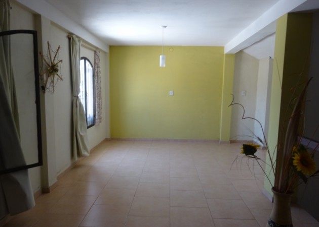 Aaron Castellano 2786, Matienzo