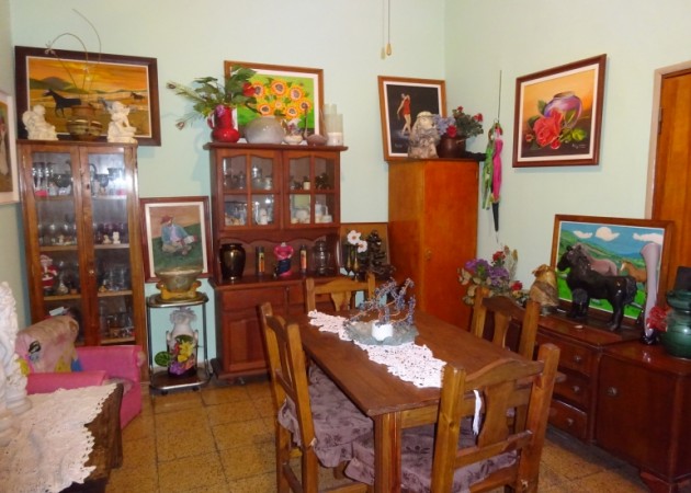Av. Santa Ana 2538, Alto Alberdi