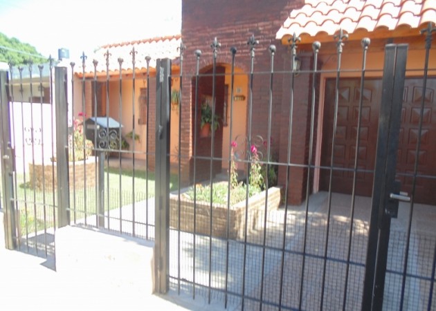 Bielsa 3264, Las Flores