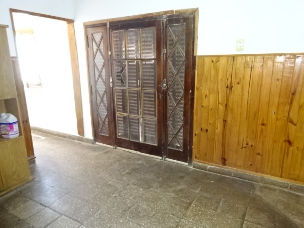 Bº A.T.E, Hermosa propiedad a cuadras de ruta 20, mejor zona.- 