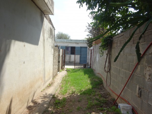 Excelente casa más departamento para la Venta