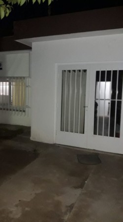 Excelente casa más departamento para la Venta