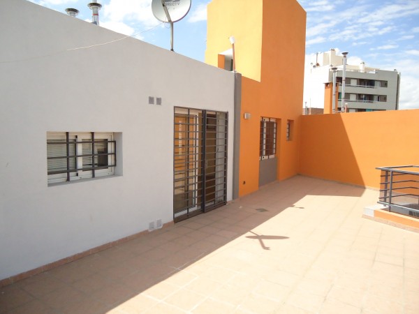 Bº Alberdi, a metros de D.Quirós.