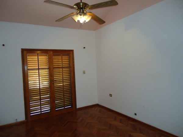 Bº Parque capital, importante propiedad.-