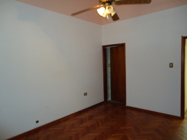 Bº Parque capital, importante propiedad.-