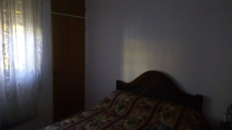 Barrio Los Naranjos, excelente casa más departamento para la venta.
