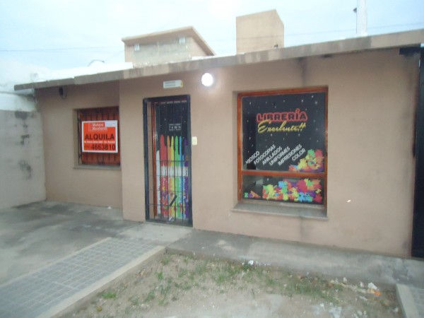 San rafael, excelente vivienda muy bien ubicada, PROXIMA A SER APPTA CREDITO BANCOR.-