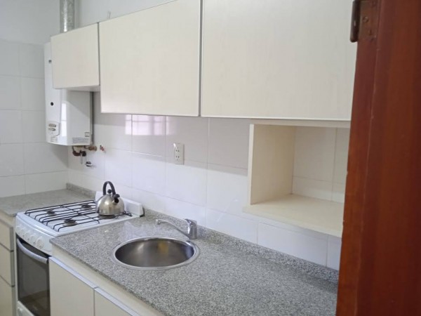 San rafael, excelente vivienda muy bien ubicada, PROXIMA A SER APPTA CREDITO BANCOR.-