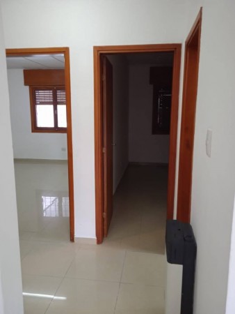 San rafael, excelente vivienda muy bien ubicada, PROXIMA A SER APPTA CREDITO BANCOR.-