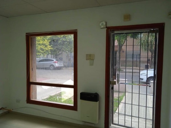 San rafael, excelente vivienda muy bien ubicada, PROXIMA A SER APPTA CREDITO BANCOR.-