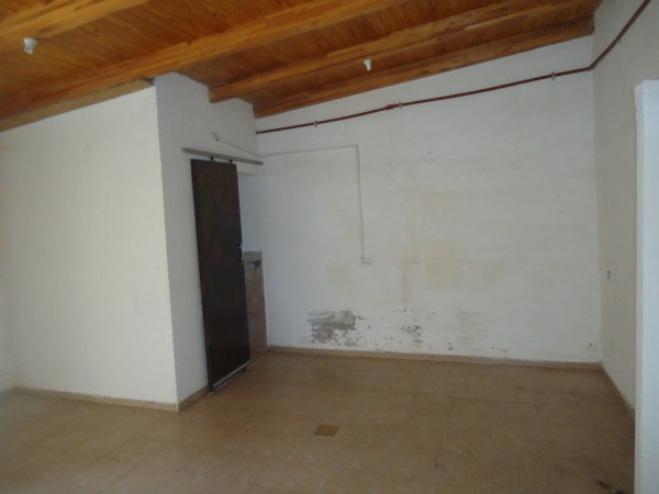 Mariano Balcarce a solo dos cuadra de R-20.- " SEÑADO" 