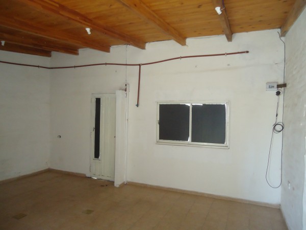 Mariano Balcarce a solo dos cuadra de R-20.- " SEÑADO" 