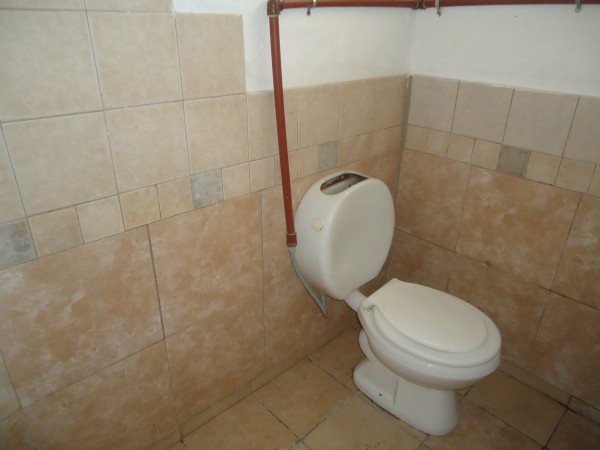 Mariano Balcarce a solo dos cuadra de R-20.- " SEÑADO" 