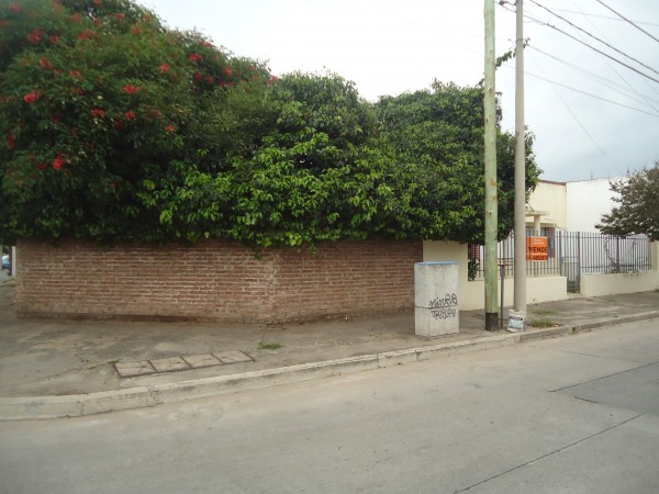 Mariano Balcarce, a solo una cuadra de ruta 20, NUEVO PRECIO CASA + TERRENO ESQUINA 