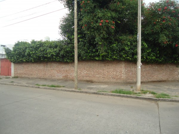 Mariano Balcarce, a solo una cuadra de ruta 20, NUEVO PRECIO CASA + TERRENO ESQUINA 