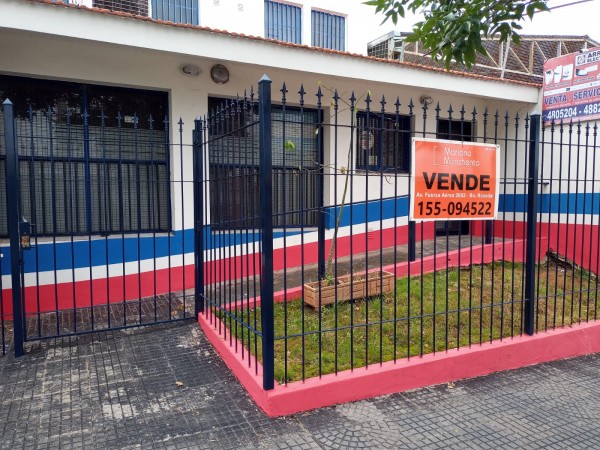 Excelente galpón esquina para la Venta Barrio San Rafael