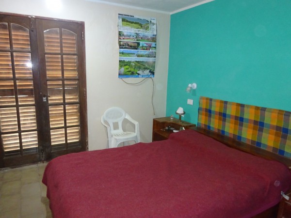 SE VENDE CASA MÁS DEPARTAMENTO EN BARRIO MATIENZO, EXCELENTE ENTORNO 