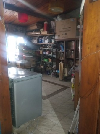 SE VENDE CASA DE DOS PLANTAS MÁS GALPÓN EN BARRIO SAN ROQUE