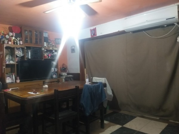 SE VENDE CASA DE DOS PLANTAS MÁS GALPÓN EN BARRIO SAN ROQUE