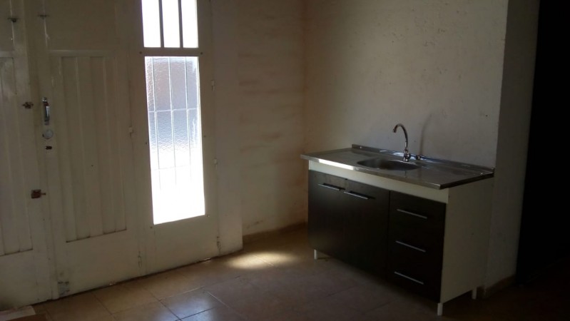 Mariano Balcarce a solo dos cuadra de R-20.- " SEÑADO" 