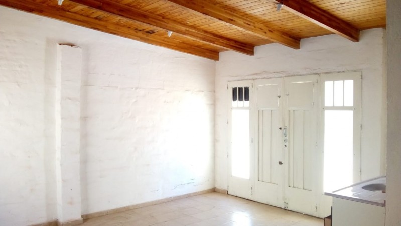 Mariano Balcarce a solo dos cuadra de R-20.- " SEÑADO" 