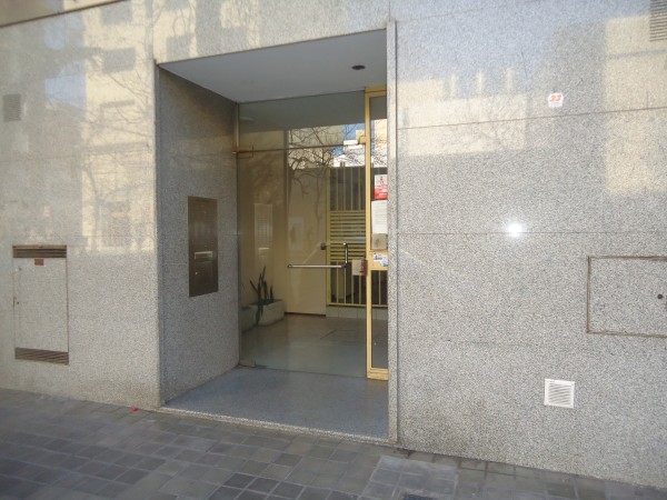 CENTRO, Impecable departamento inmejorable zona.-