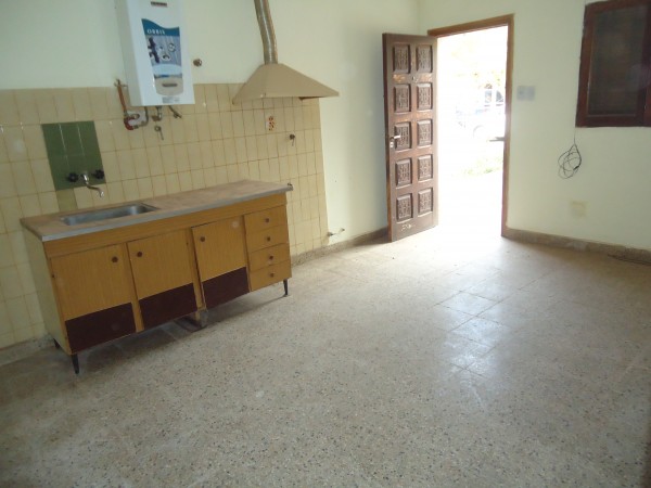 B° AVENIDA, DEPARTAMENTO EXTERNO.-