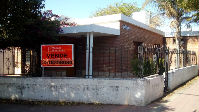 ALTO ALBERDI, FRENTE AL CLUB LA "U" APPTA CREDITO BANCOR.-