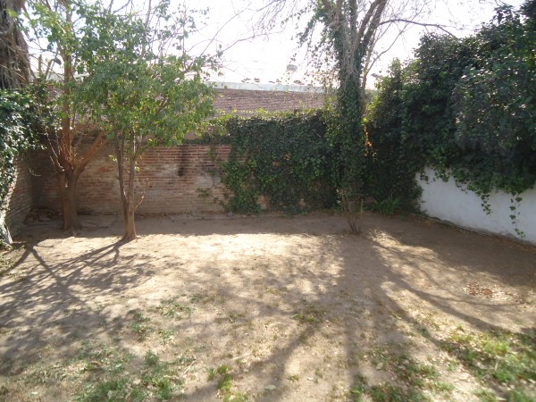 Ameghino sur, linda zona.-