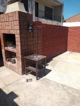 CASA TIPO DUPLEX Bo PARQUE VELEZ SARFIELD, LINDA ZONA