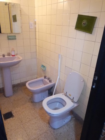 CASA TIPO DUPLEX Bo PARQUE VELEZ SARFIELD, LINDA ZONA