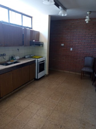 CASA TIPO DUPLEX Bo PARQUE VELEZ SARFIELD, LINDA ZONA