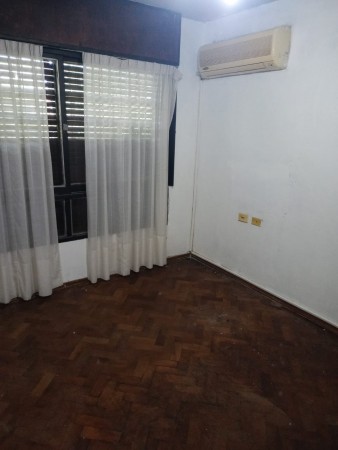 CASA TIPO DUPLEX Bo PARQUE VELEZ SARFIELD, LINDA ZONA