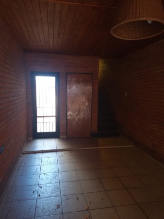 CASA TIPO DUPLEX Bo PARQUE VELEZ SARFIELD, LINDA ZONA