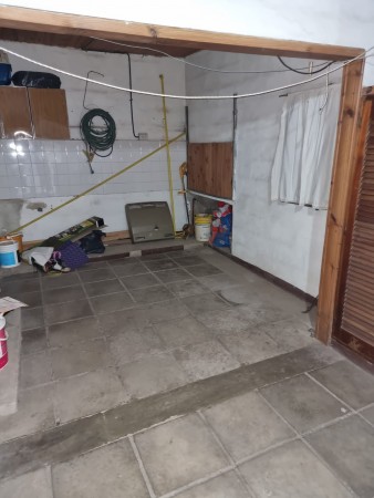 SE VENDE PROPIEDAD EN Bº VILLA ADELA