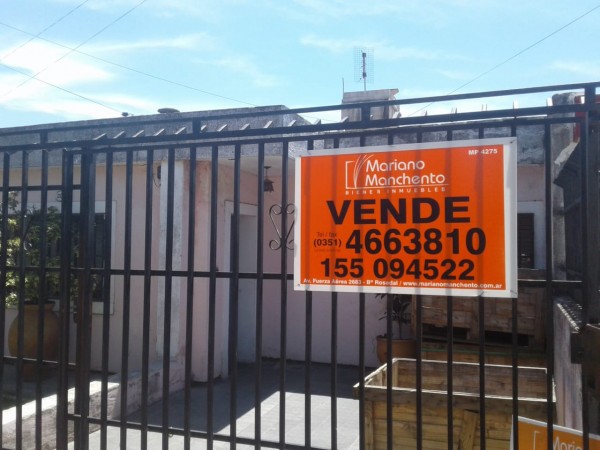 Casa para la venta Barrio Rosedal, zona Ruta 20