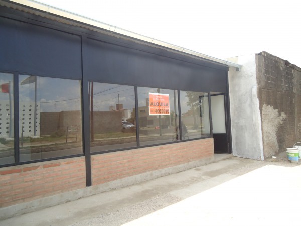 Bo A.T.E Linda zona, ideal inversor, casa + locales NUEVO PRECIO! OPORTUNIDAD.- 