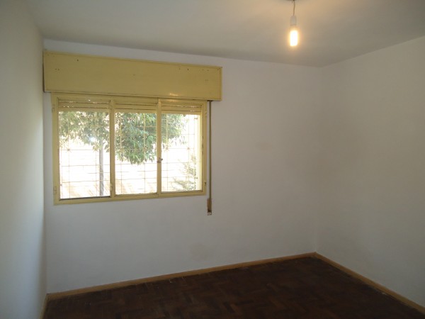 Bo A.T.E Linda zona, ideal inversor, casa + locales NUEVO PRECIO! OPORTUNIDAD.- 
