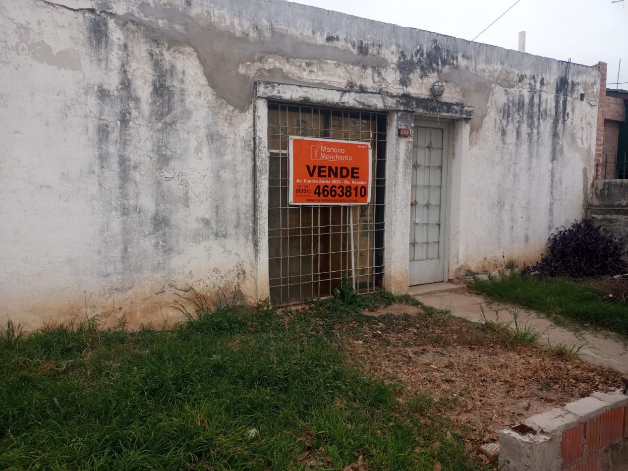 Rosedal, linda zona, vivienda a demoler o reciclar completa.- 