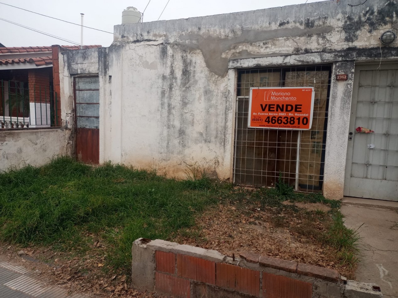 Rosedal, linda zona, vivienda a demoler o reciclar completa.- 