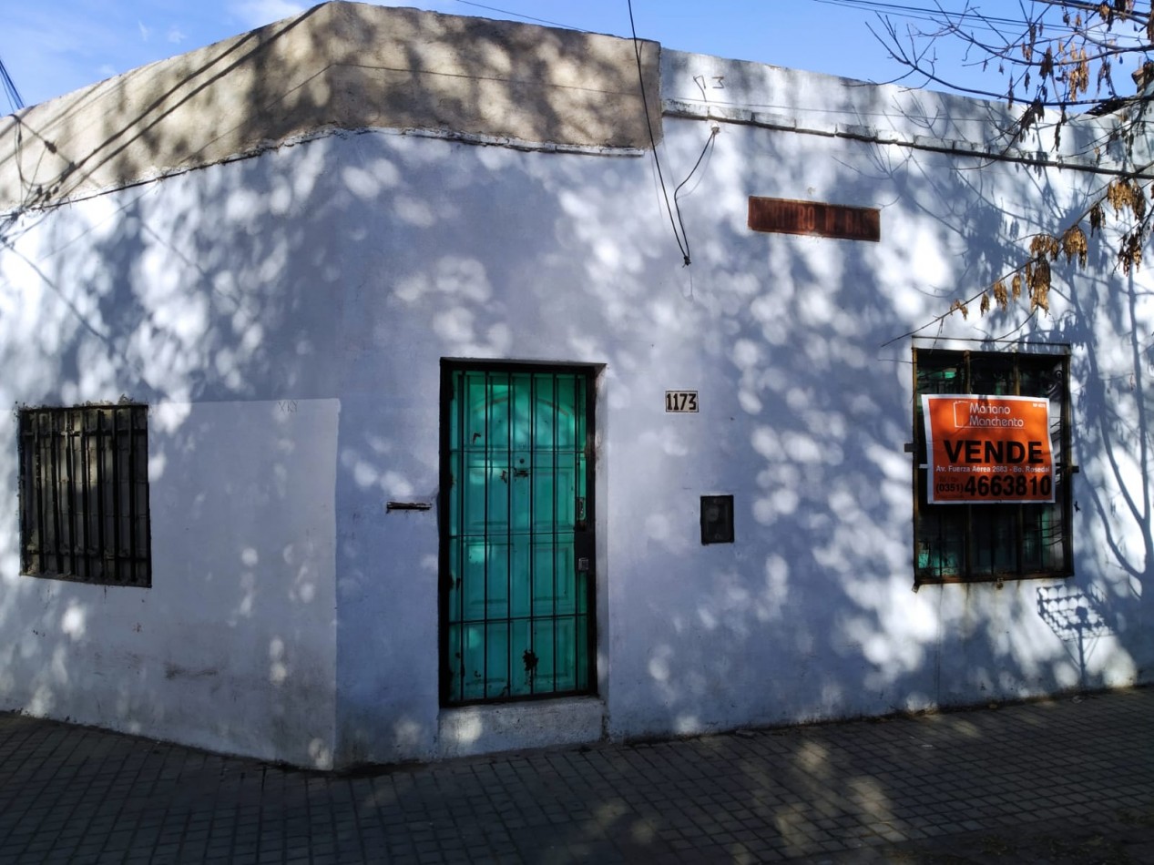 Guemes, Vivienda a metros de Julio A. Roca.- 