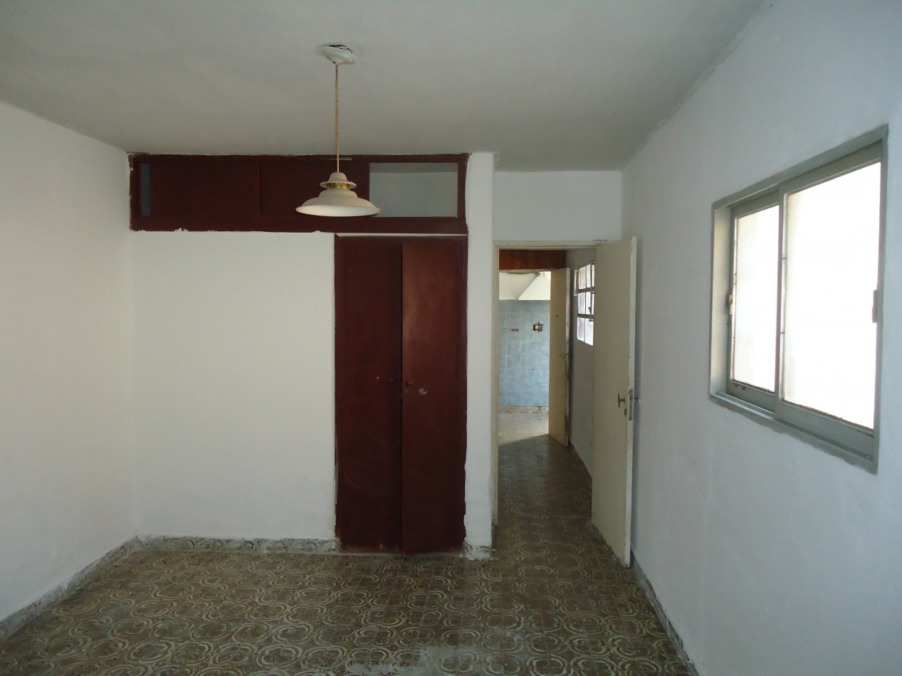 MATIENZO ( ATENTO INVERSOR) 3 PROPIEDADES EN UN MISMO LOTE, IDEAL PARA RENTA.-
