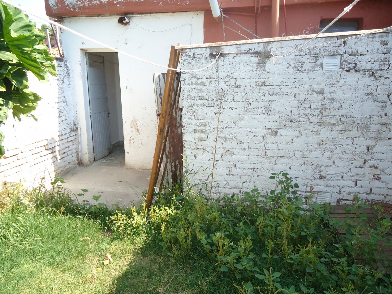 MATIENZO ( ATENTO INVERSOR) 3 PROPIEDADES EN UN MISMO LOTE, IDEAL PARA RENTA.-