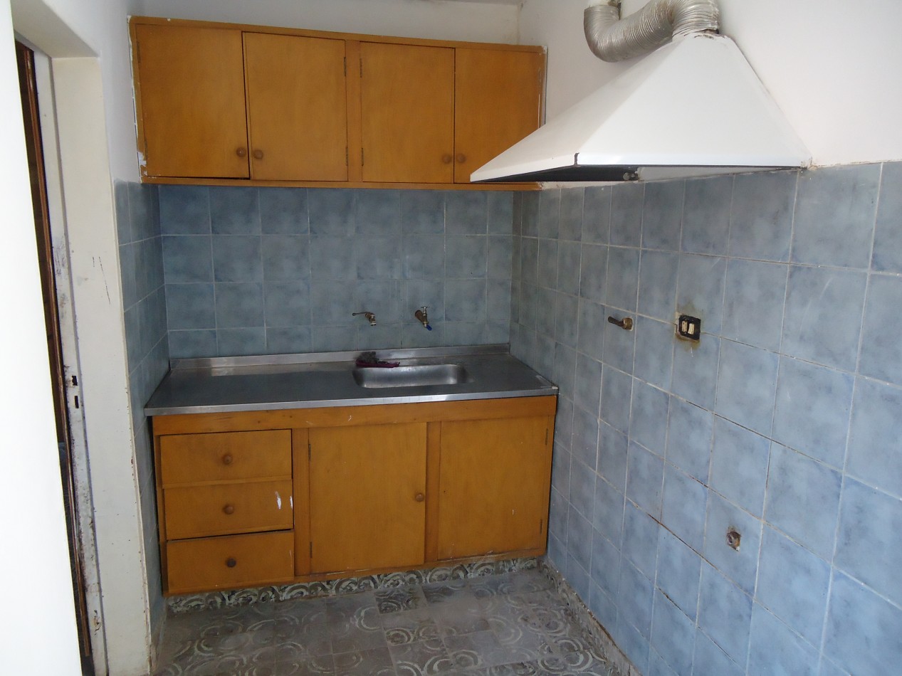 MATIENZO ( ATENTO INVERSOR) 3 PROPIEDADES EN UN MISMO LOTE, IDEAL PARA RENTA.-