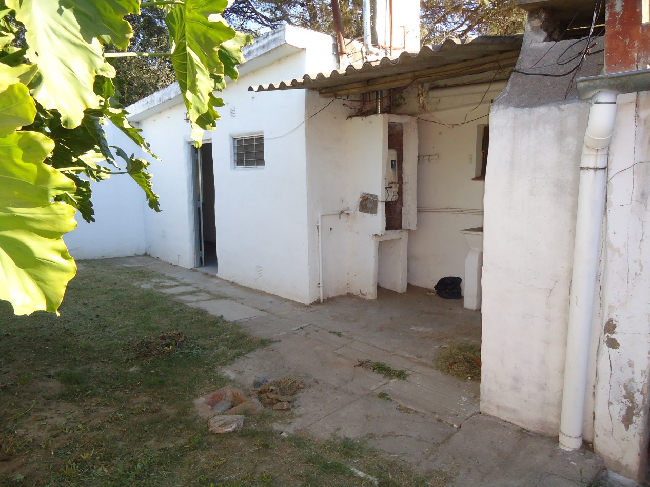MATIENZO ( ATENTO INVERSOR) 3 PROPIEDADES EN UN MISMO LOTE, IDEAL PARA RENTA.-