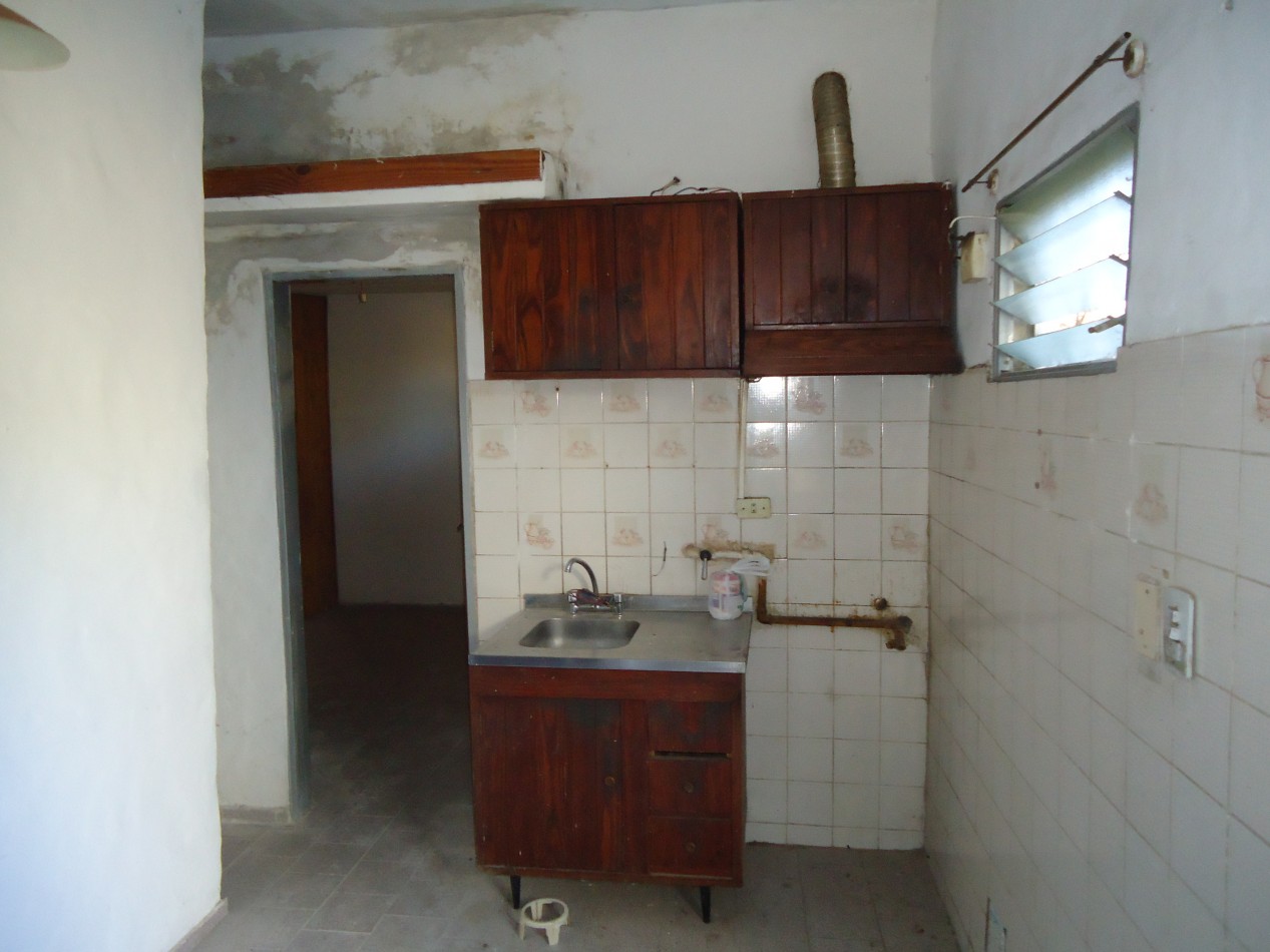 MATIENZO ( ATENTO INVERSOR) 3 PROPIEDADES EN UN MISMO LOTE, IDEAL PARA RENTA.-